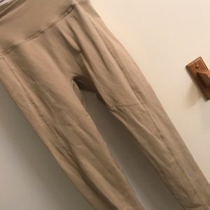 Paragon Women’s Size L High Waist Cropped Legging